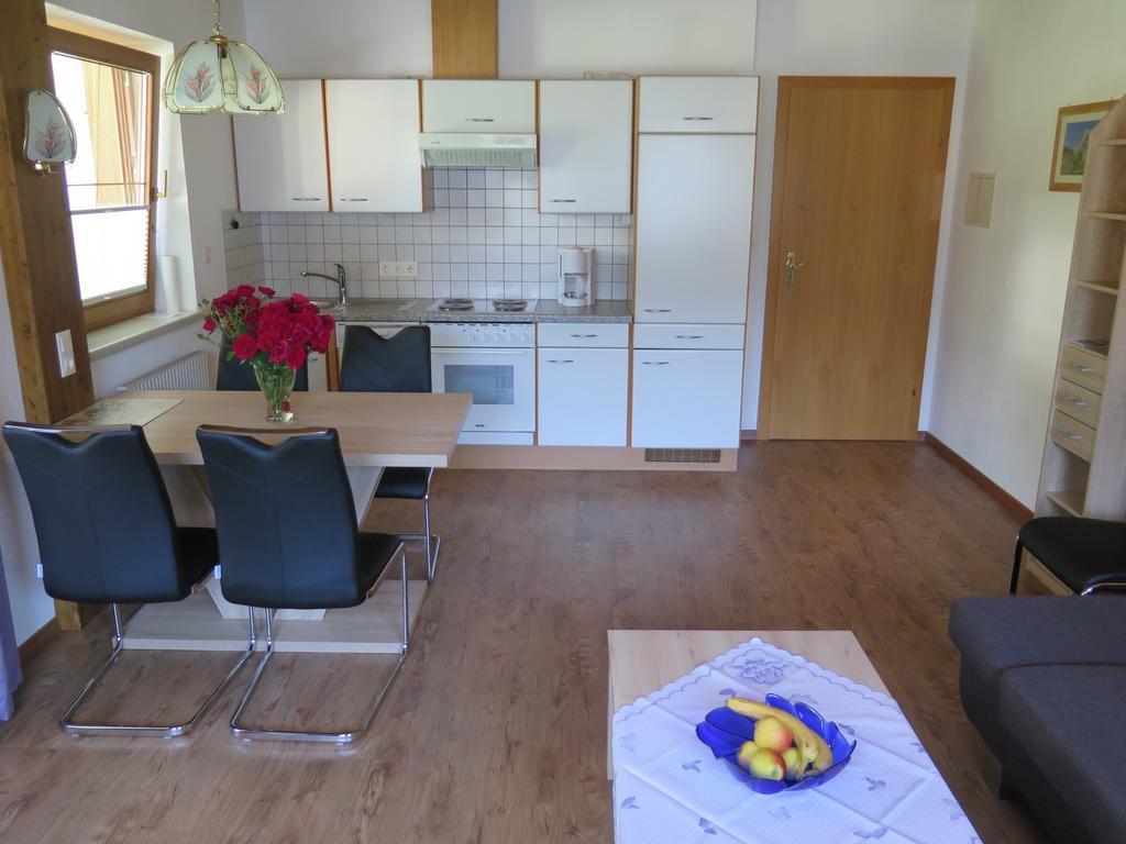 Appartment Nill Hippach Exteriör bild